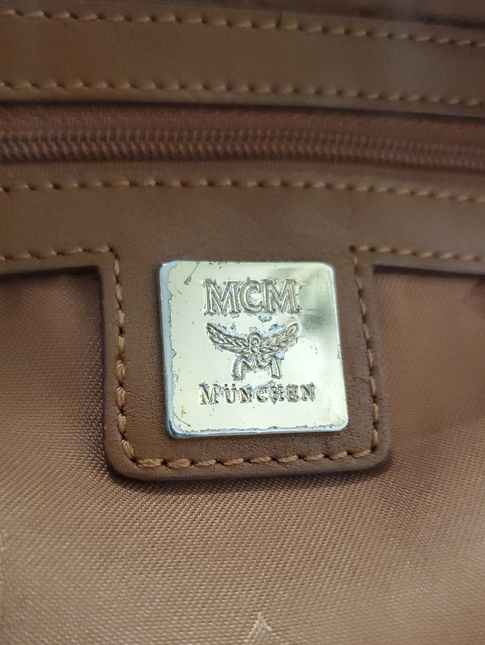 Vintage MCM Milla Cognac Visetos Leather Dual-Pocket Tite Bag🤎 - Picture 16 of 16